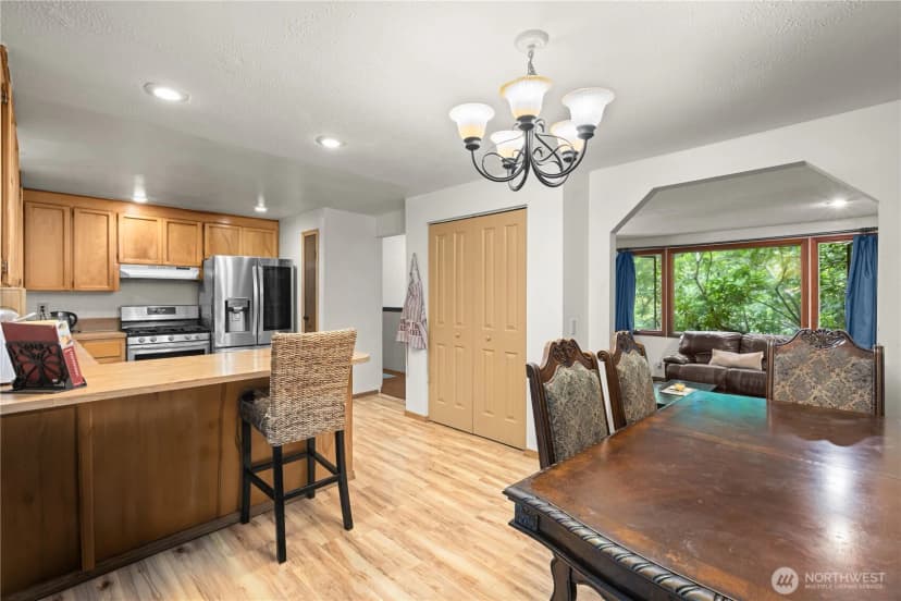 Property photo for 17909 230th Avenue Ne, Woodinville photo 9