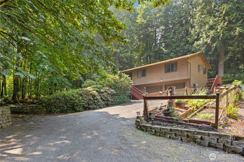 Property photo for 17909 230th Avenue Ne, Woodinville photo 33
