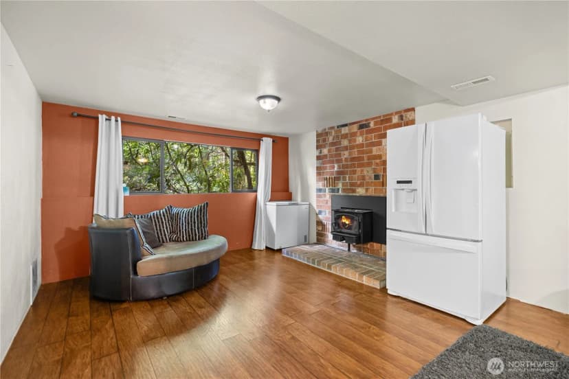 Property photo for 17909 230th Avenue Ne, Woodinville photo 26