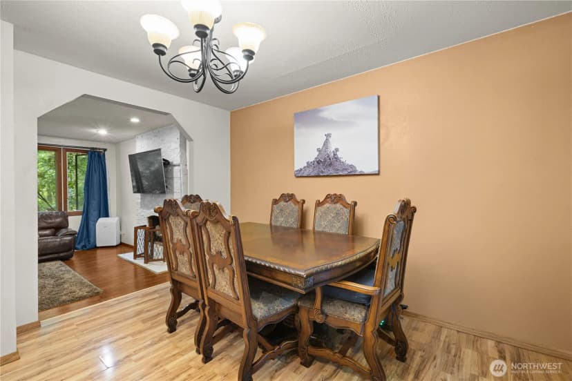Property photo for 17909 230th Avenue Ne, Woodinville photo 10