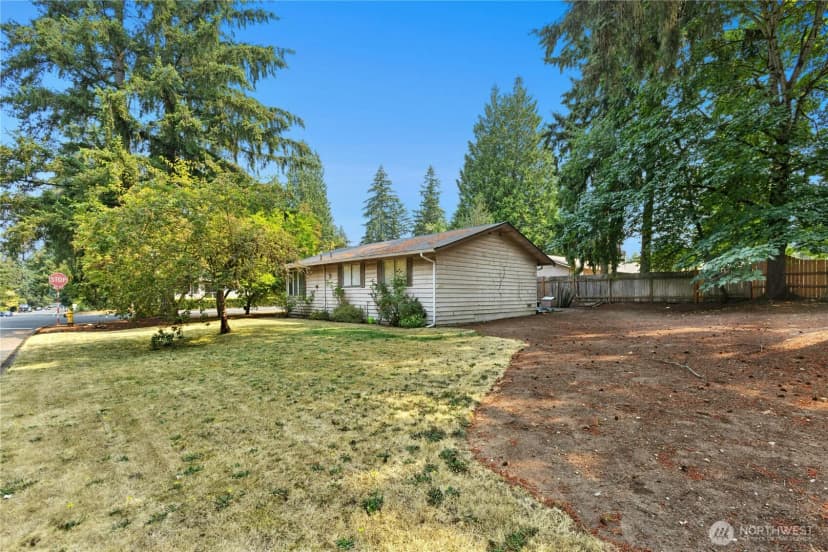 Property photo for 17103 Ne 95th Street, Redmond photo 11