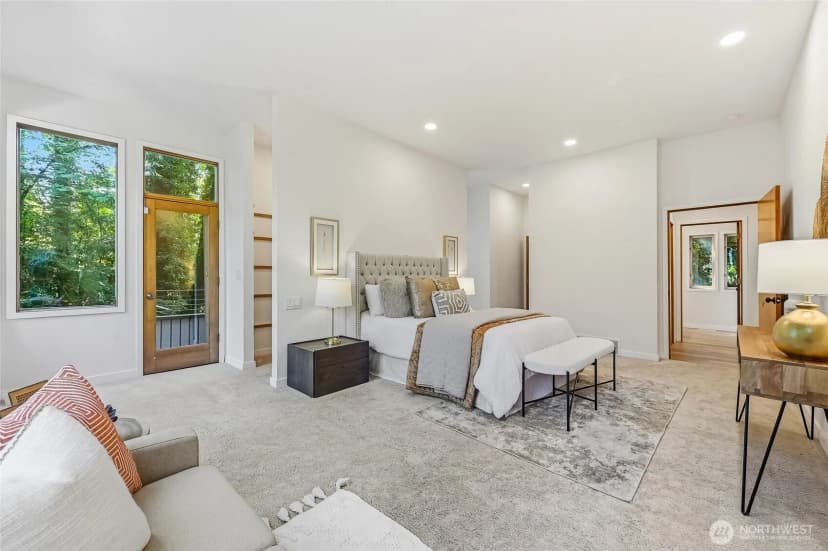 Property photo for 4200 W Lake Sammamish Parkway Se, Bellevue photo 14