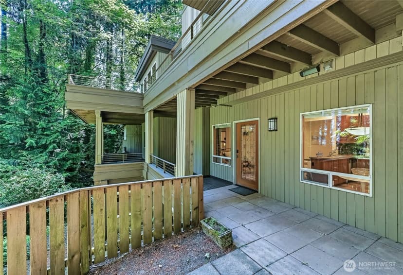 Property photo for 4200 W Lake Sammamish Parkway Se, Bellevue photo 32