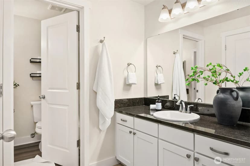 Property photo for 4283 152nd Court Se #2b, Bellevue photo 23