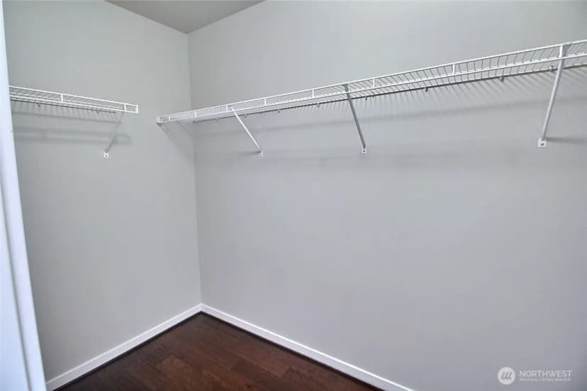 Property photo for 23300 Se Black Nugget Road #h2, Issaquah photo 23