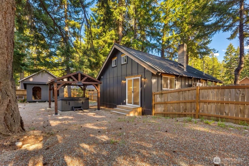 Property photo for 71 Tamarack Lane, Ronald photo 35