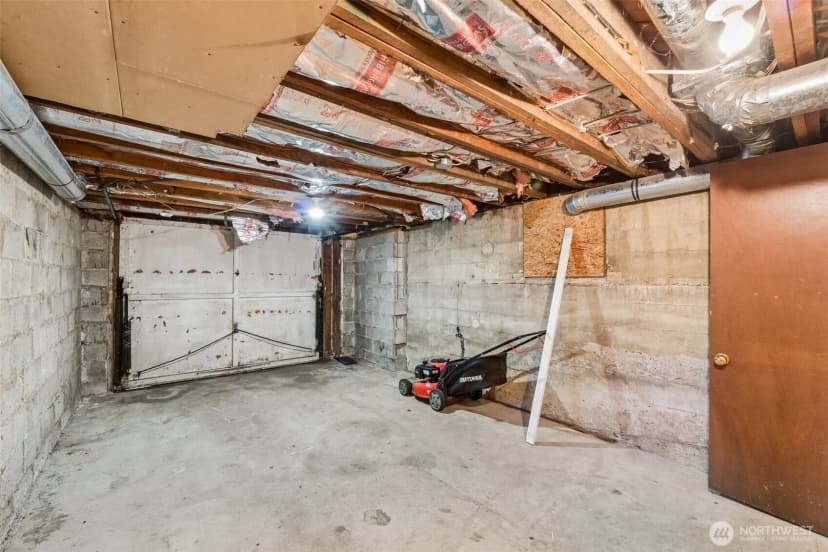 Property photo for 7629 236th Street Sw, Edmonds photo 29