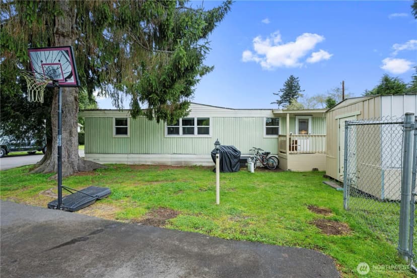 Property photo for 4425 Meridian Avenue N #28, Tulalip photo 16