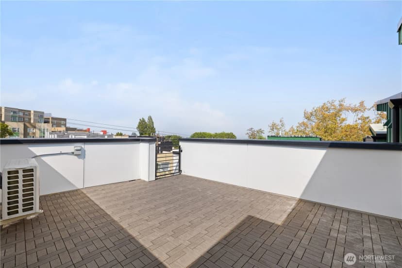 Property photo for 1825 E Pine Street, Seattle photo 19