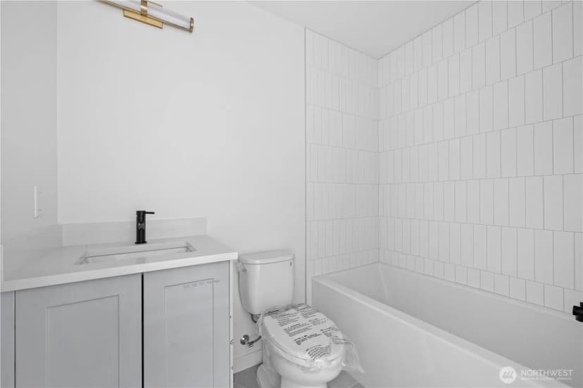 Property photo for 1825 E Pine Street, Seattle photo 14
