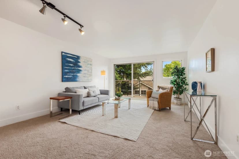 Property photo for 8503 Bowdoin Way #201, Edmonds photo 2