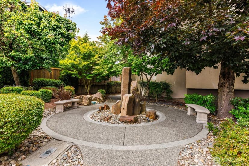 Property photo for 8503 Bowdoin Way #201, Edmonds photo 17