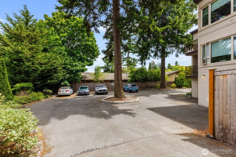 Property photo for 8503 Bowdoin Way #201, Edmonds photo 18