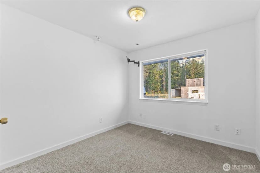 Property photo for 41926 212th Avenue Se, Enumclaw photo 20