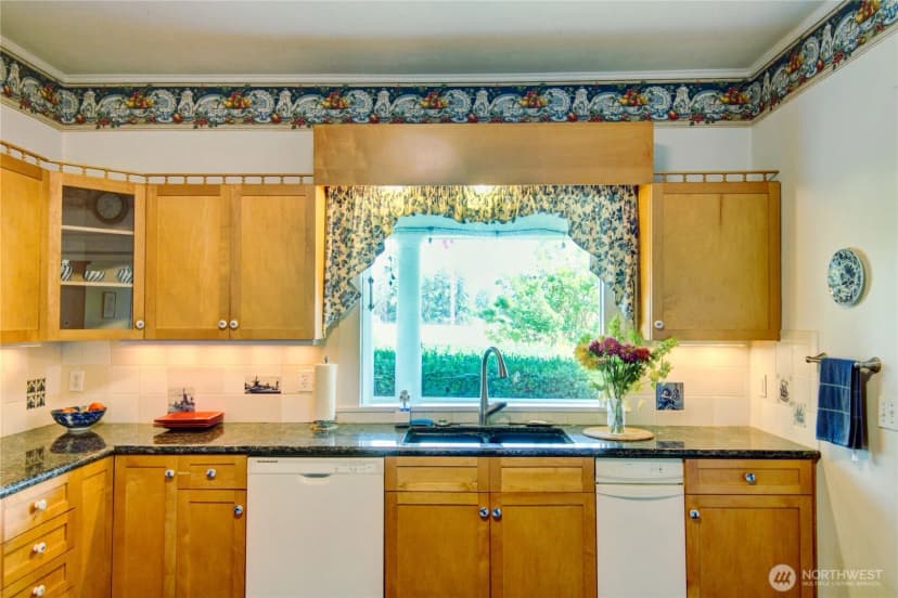 Property photo for 17439 Mclean Road, Mount Vernon photo 14