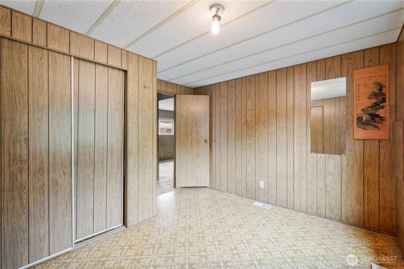 Property photo for 1077 Coal Creek Road, Longview photo 18