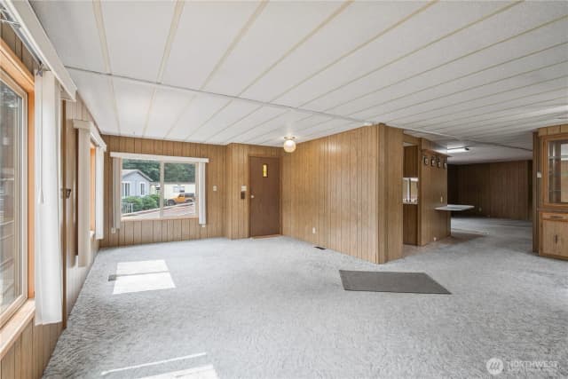 Property photo for 1077 Coal Creek Road, Longview photo 5
