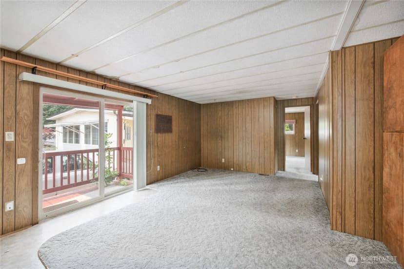 Property photo for 1077 Coal Creek Road, Longview photo 9