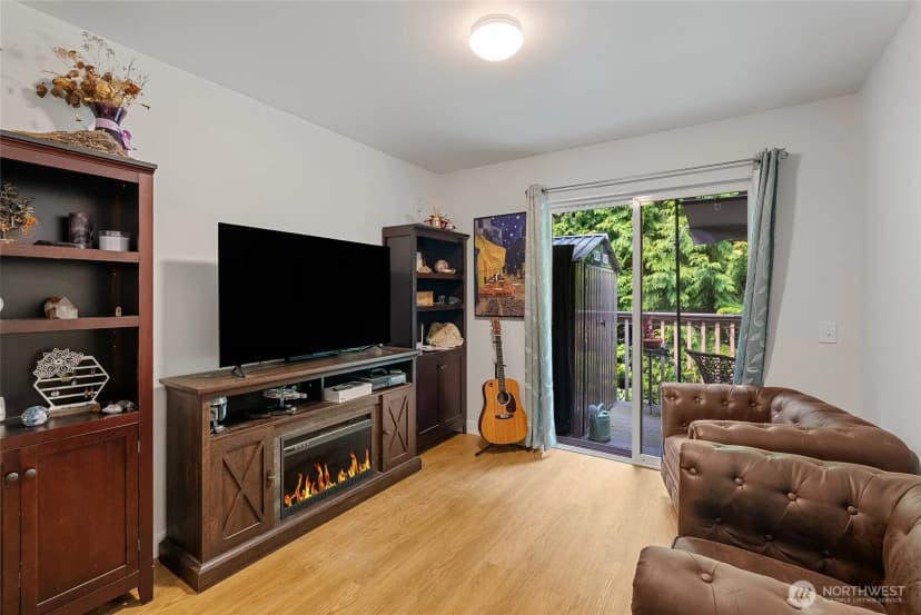 Property photo for 3374 Northwest Avenue #202, Bellingham photo 16