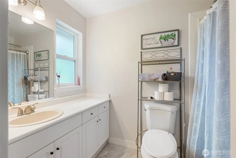 Property photo for 3374 Northwest Avenue #202, Bellingham photo 15