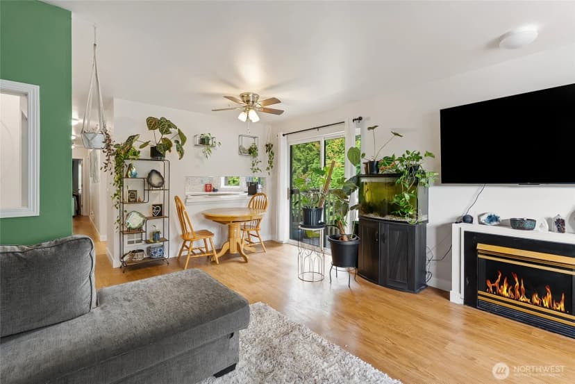 Property photo for 3374 Northwest Avenue #202, Bellingham photo 6