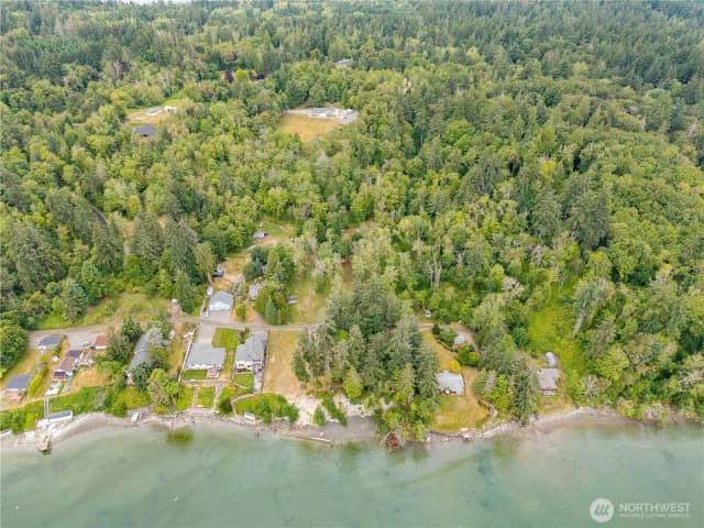 Property photo for 411 151st Avenue Ct Sw, Lakebay photo 2