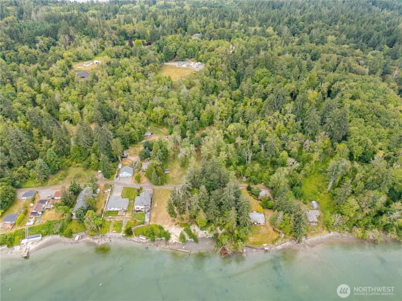 Property photo for 411 151st Avenue Ct Sw, Lakebay photo 2