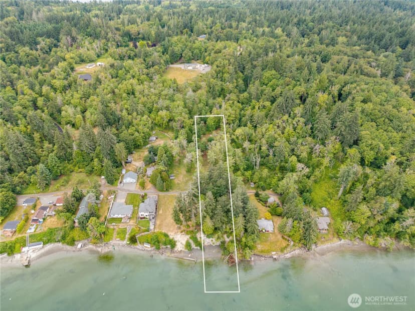 Property photo for 411 151st Avenue Ct Sw, Lakebay