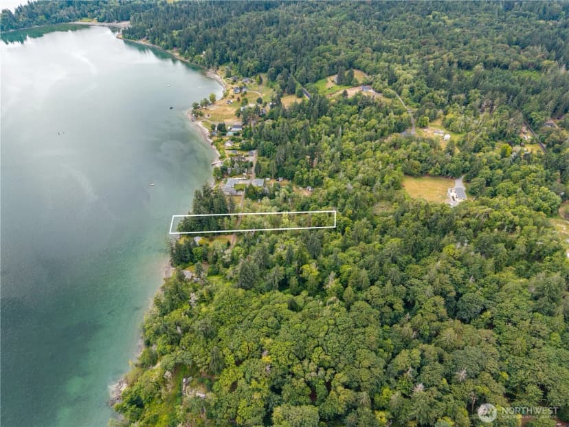 Property photo for 411 151st Avenue Ct Sw, Lakebay photo 9