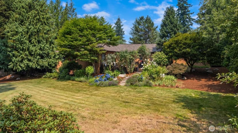 Property photo for 22007 Ne 140th Way, Woodinville photo 6