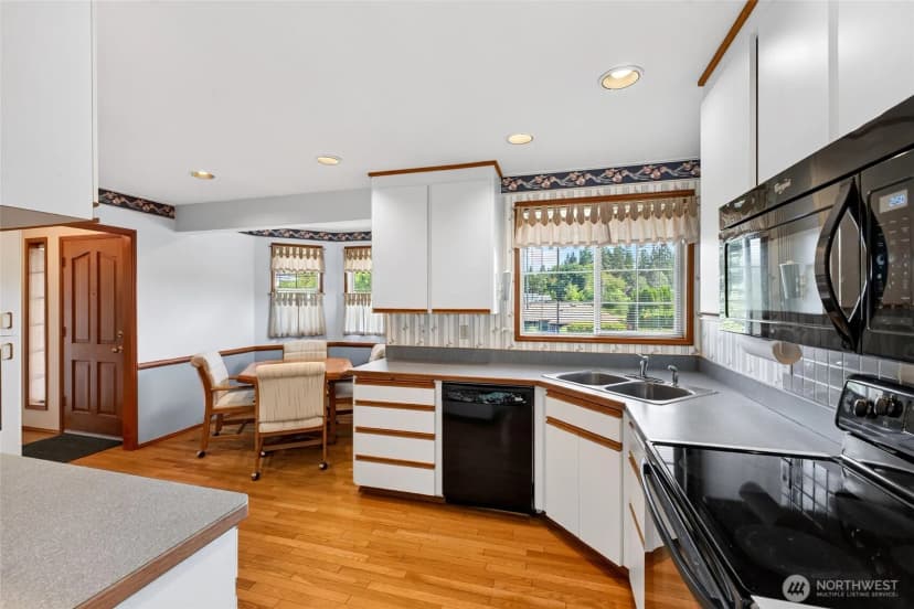 Property photo for 2616 103rd Avenue Ct E, Edgewood photo 8