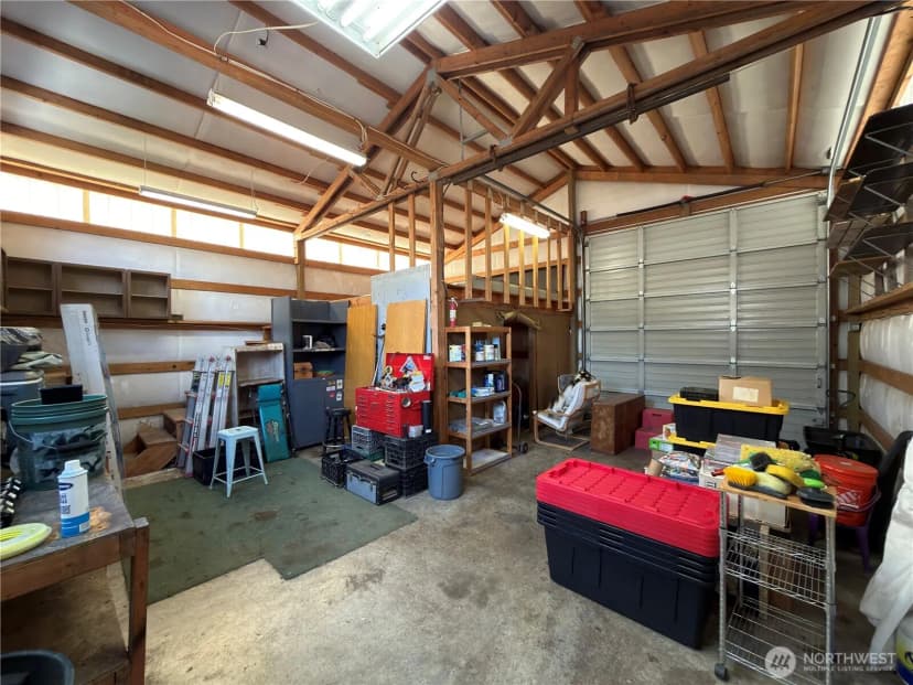 Property photo for 828 W 10th Street, Port Angeles photo 21