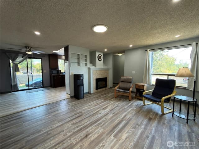 Property photo for 828 W 10th Street, Port Angeles photo 5