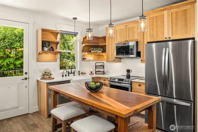 Property photo for 9417 Ne 128th Street, Kirkland photo 15