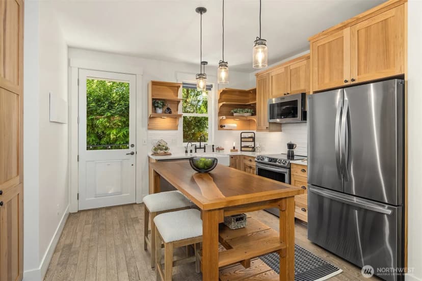 Property photo for 9417 Ne 128th Street, Kirkland photo 12