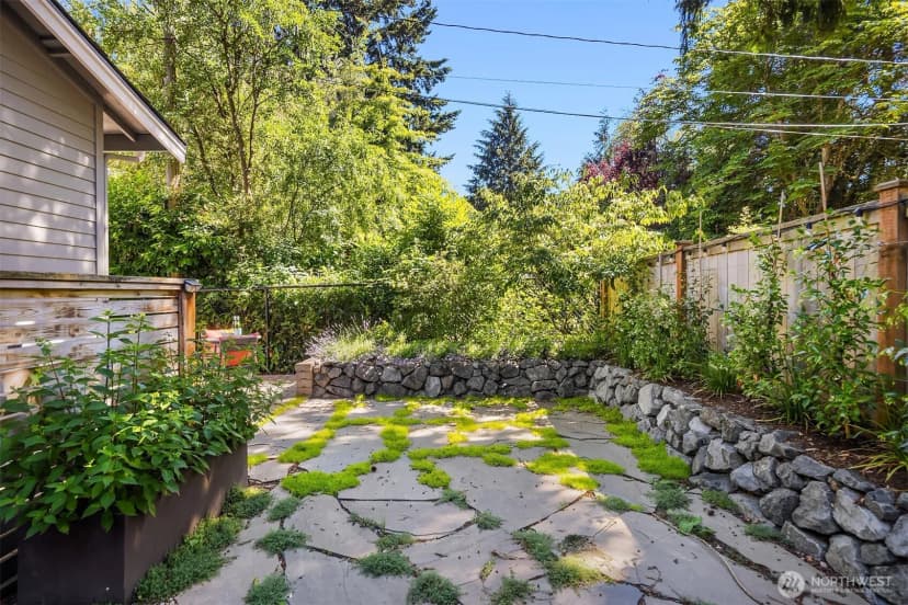 Property photo for 9417 Ne 128th Street, Kirkland photo 30