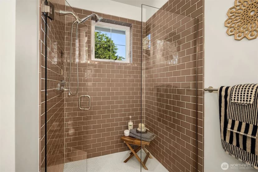 Property photo for 9417 Ne 128th Street, Kirkland photo 23