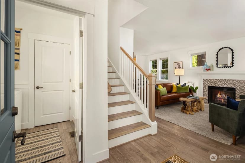 Property photo for 9417 Ne 128th Street, Kirkland photo 6