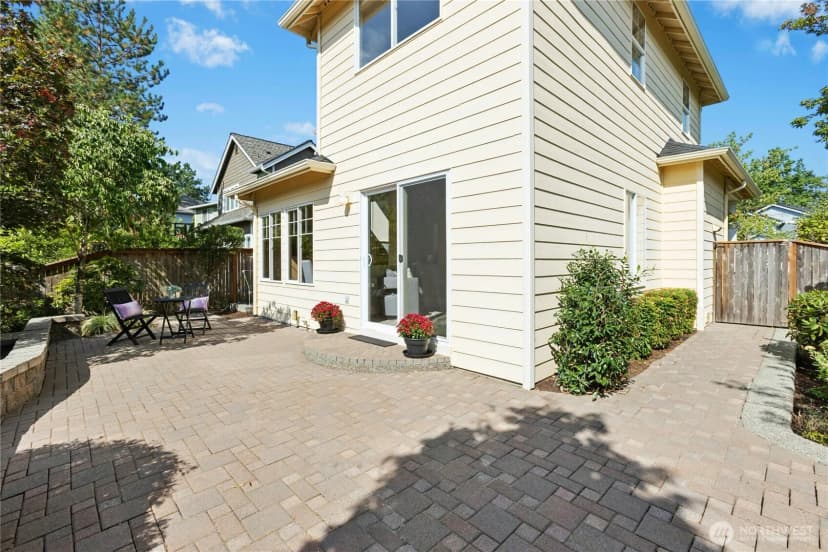 Property photo for 25211 Se 43rd Way, Sammamish photo 25