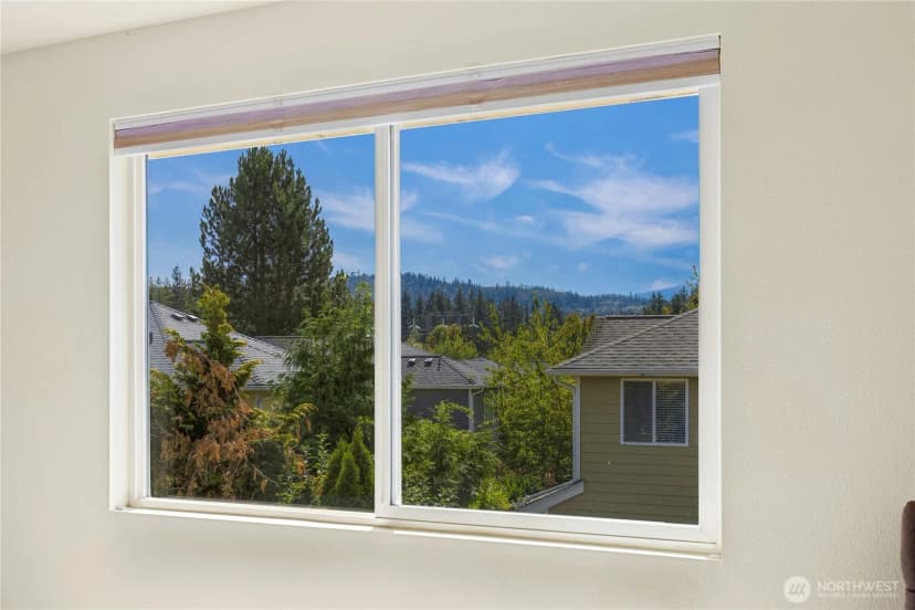 Property photo for 25211 Se 43rd Way, Sammamish photo 10