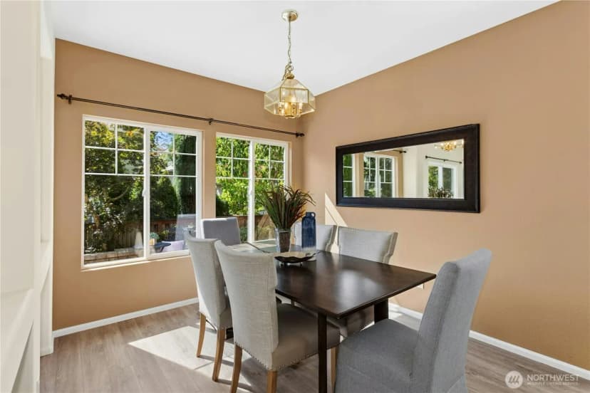 Property photo for 25211 Se 43rd Way, Sammamish photo 7