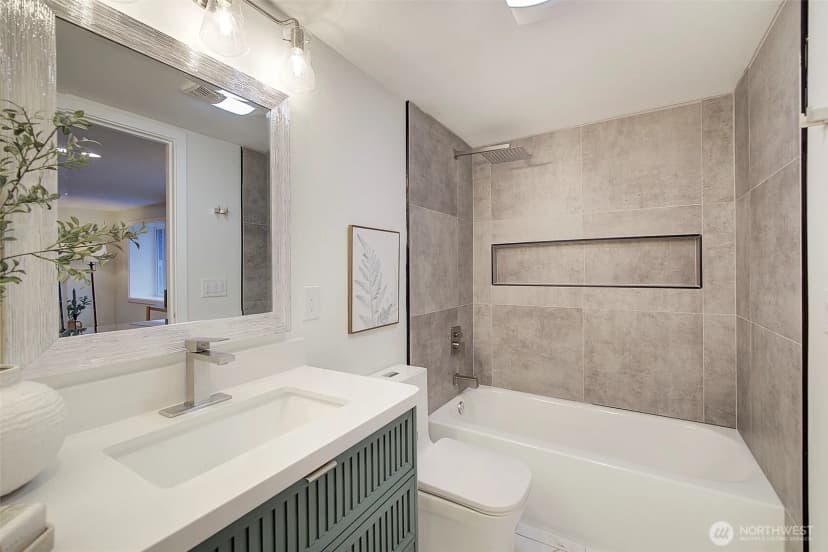Property photo for 7008 Linden Avenue N, Seattle photo 32