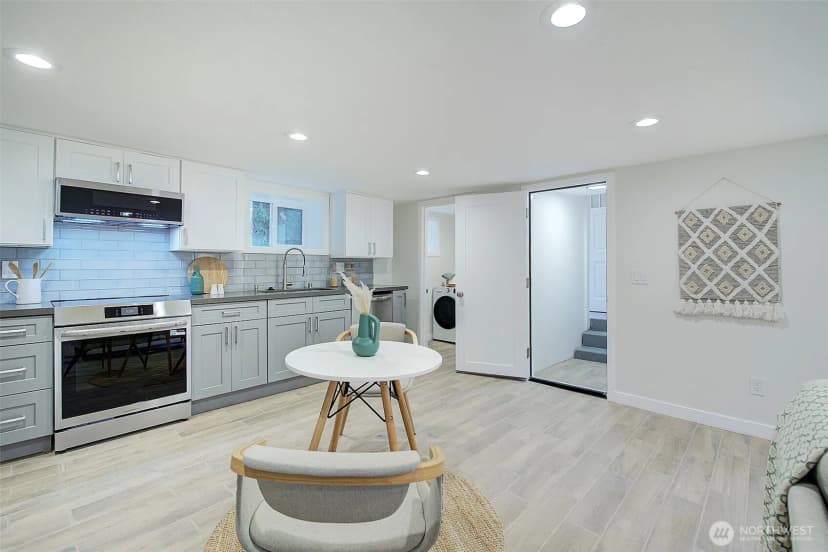 Property photo for 7008 Linden Avenue N, Seattle photo 26