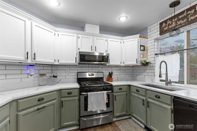 Property photo for 419 Park Place Mnr, Buckley photo 3