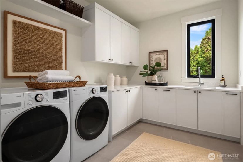 Property photo for 10415 Se 13th Street, Bellevue photo 21