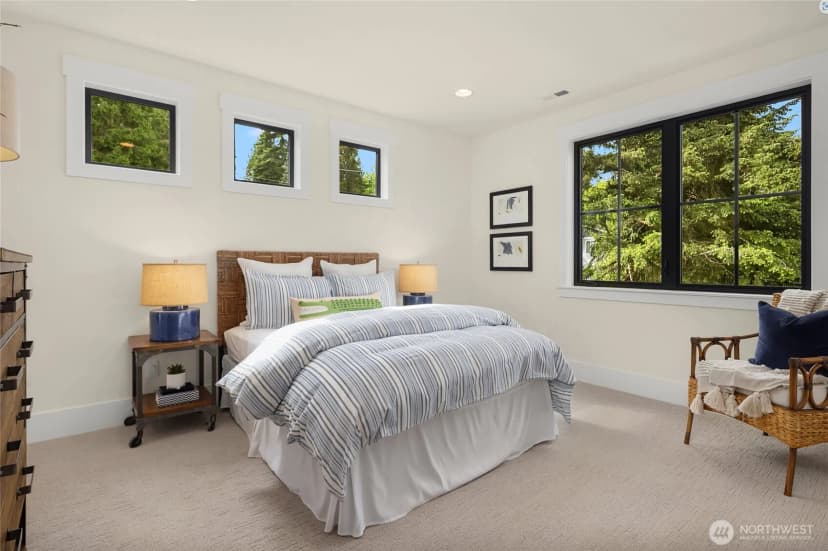 Property photo for 10415 Se 13th Street, Bellevue photo 19