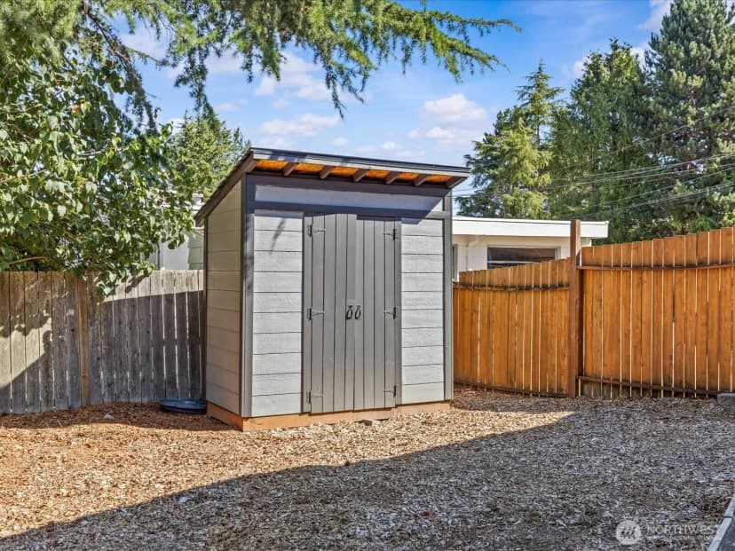 Property photo for 22628 87th Avenue W, Edmonds photo 23