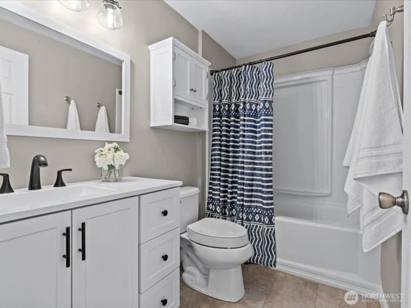 Property photo for 22628 87th Avenue W, Edmonds photo 10