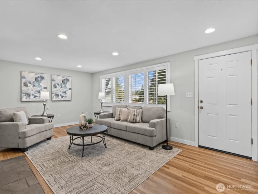 Property photo for 22628 87th Avenue W, Edmonds photo 6