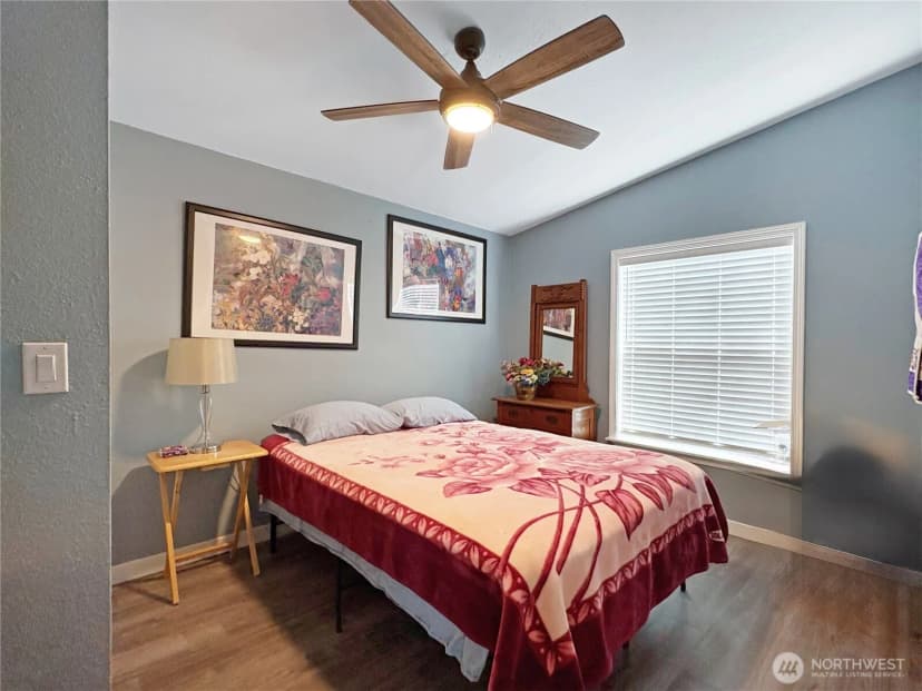 Property photo for 4332 Lakeview Court, Lacey photo 11